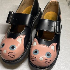 Adorable Cat Face Mary Jane Shoes - Black and Pink